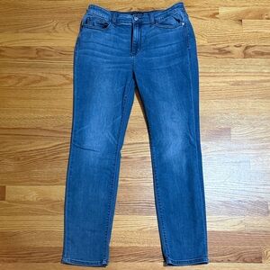 Judy Blue Straight Leg Jeans in Classic Blue